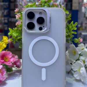 case ahumado con magsafe y parante en cámara